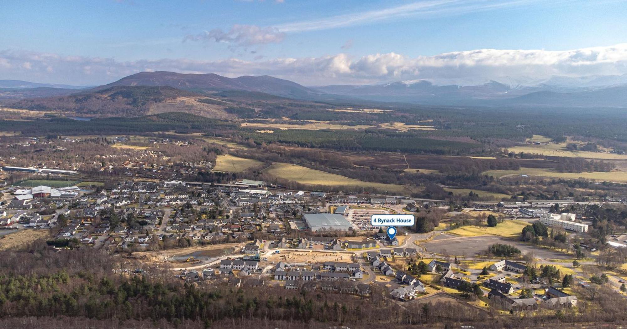 4 Bynack House Apartment Aviemore Bagian luar foto